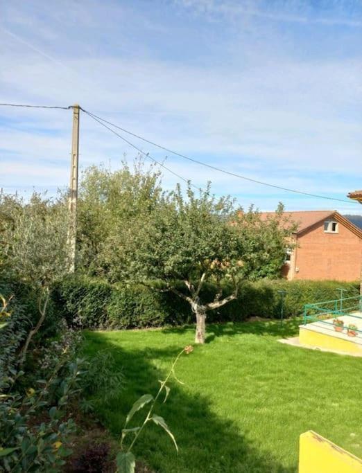 Casa Con Finca En Oviedo El Casero Екстер'єр фото